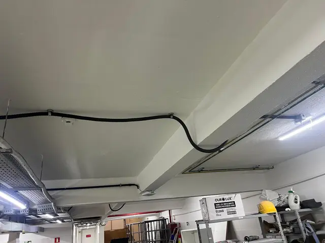 Manutenção de climatização em forro técnico